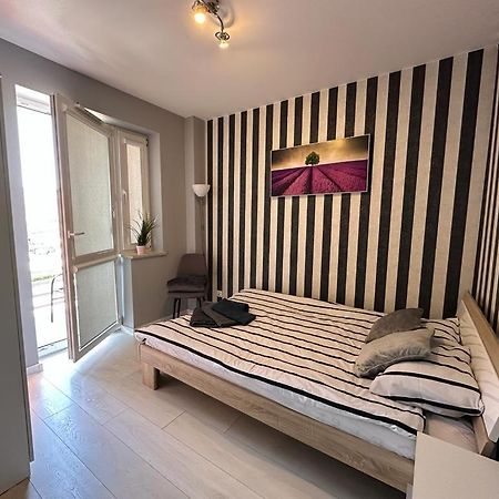 Ferienwohnung Apartament Premium Targi Kielce 4 km Exterior foto